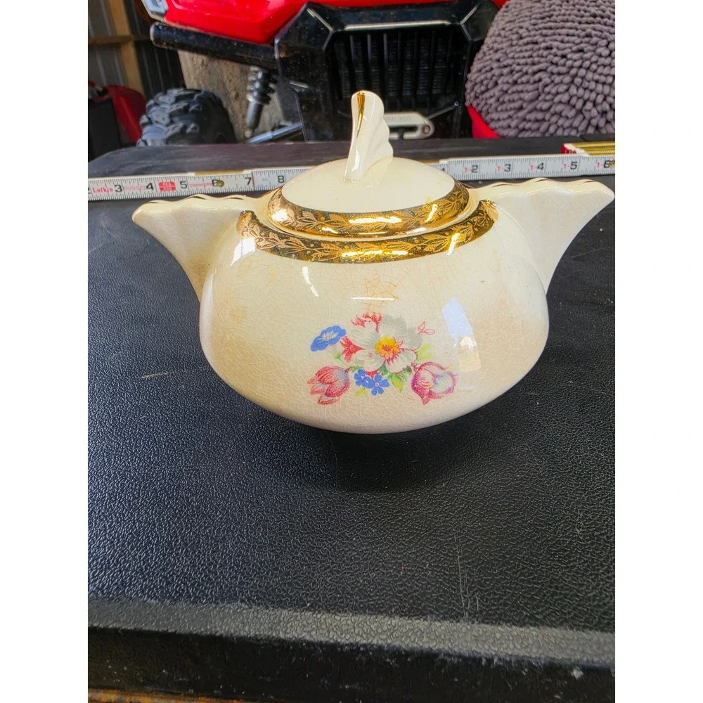 Vintage Floral Ceramic Sugar Bowl with Lid 22K Gold Trim Crazed Glaze Cream